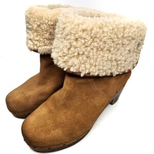 UGG Lynnea Womans 6 Clog Boot